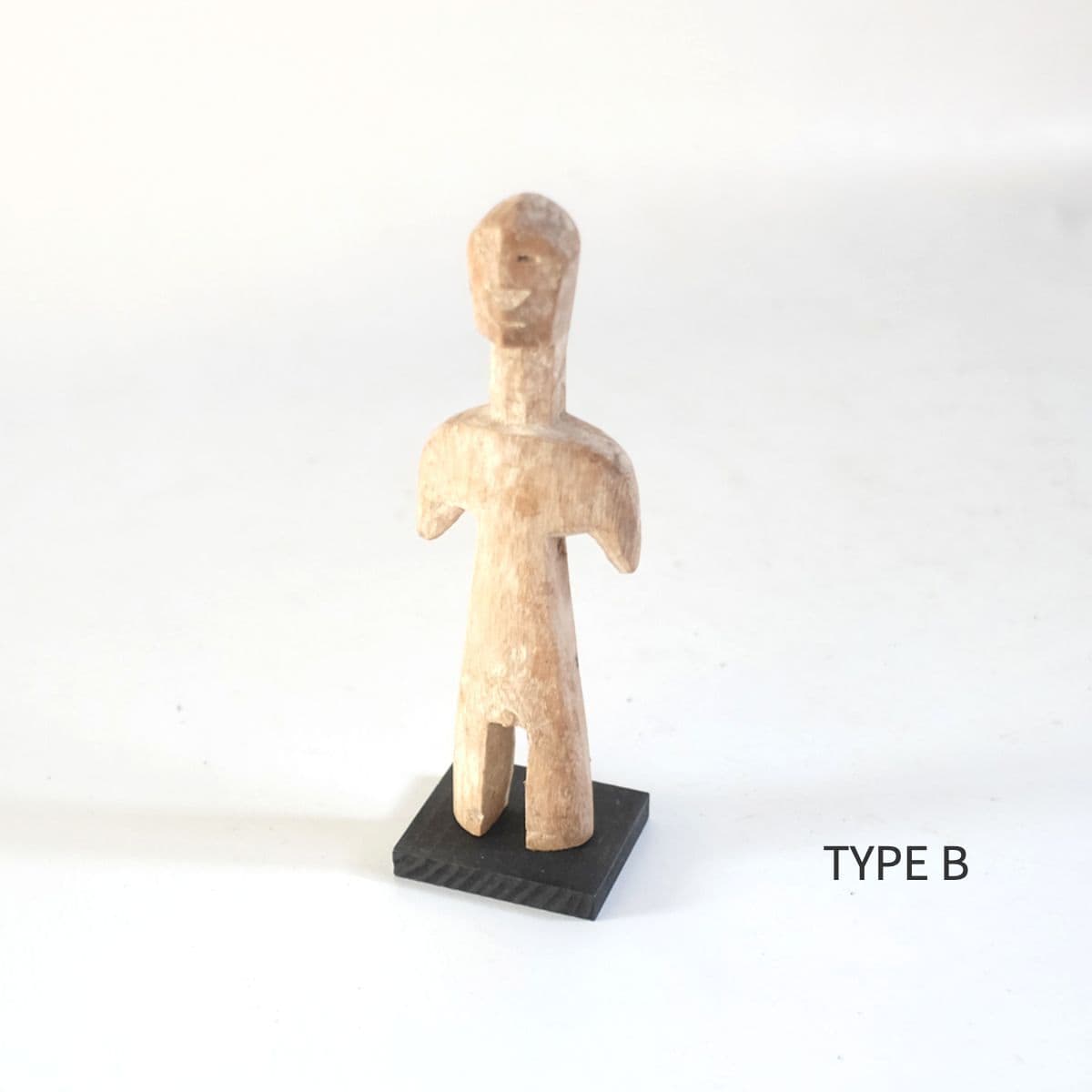 アフリカ　木彫人形