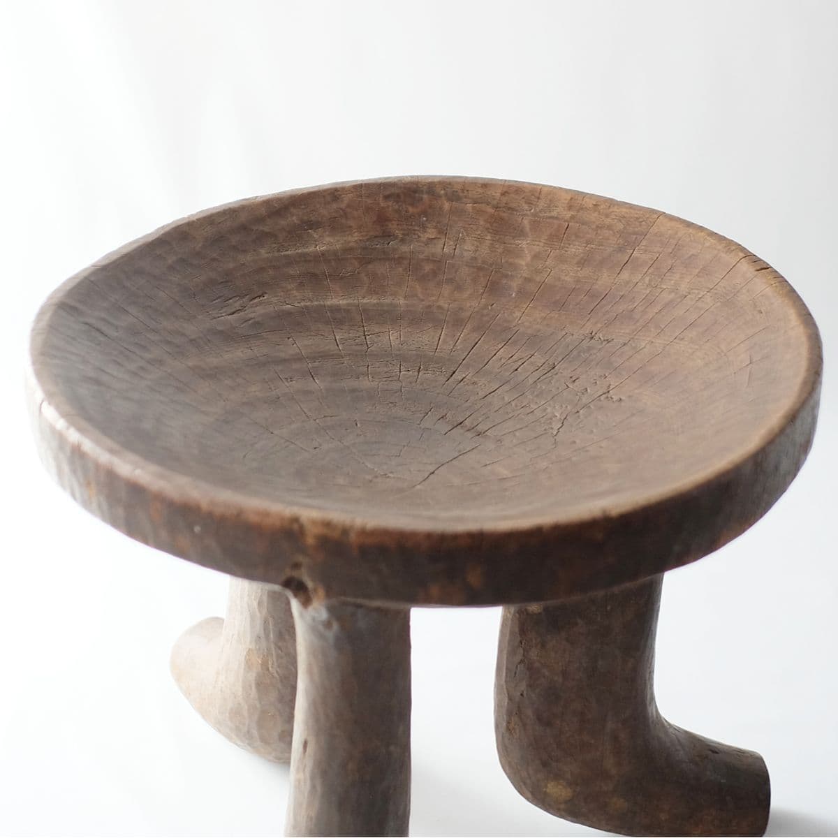 ジンマスツール