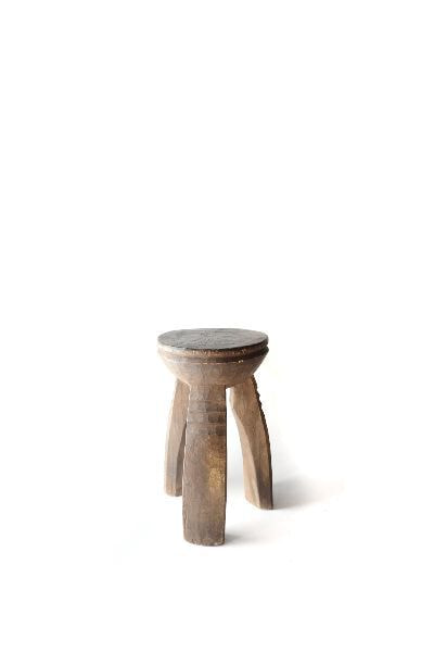 ヌヌマスツール