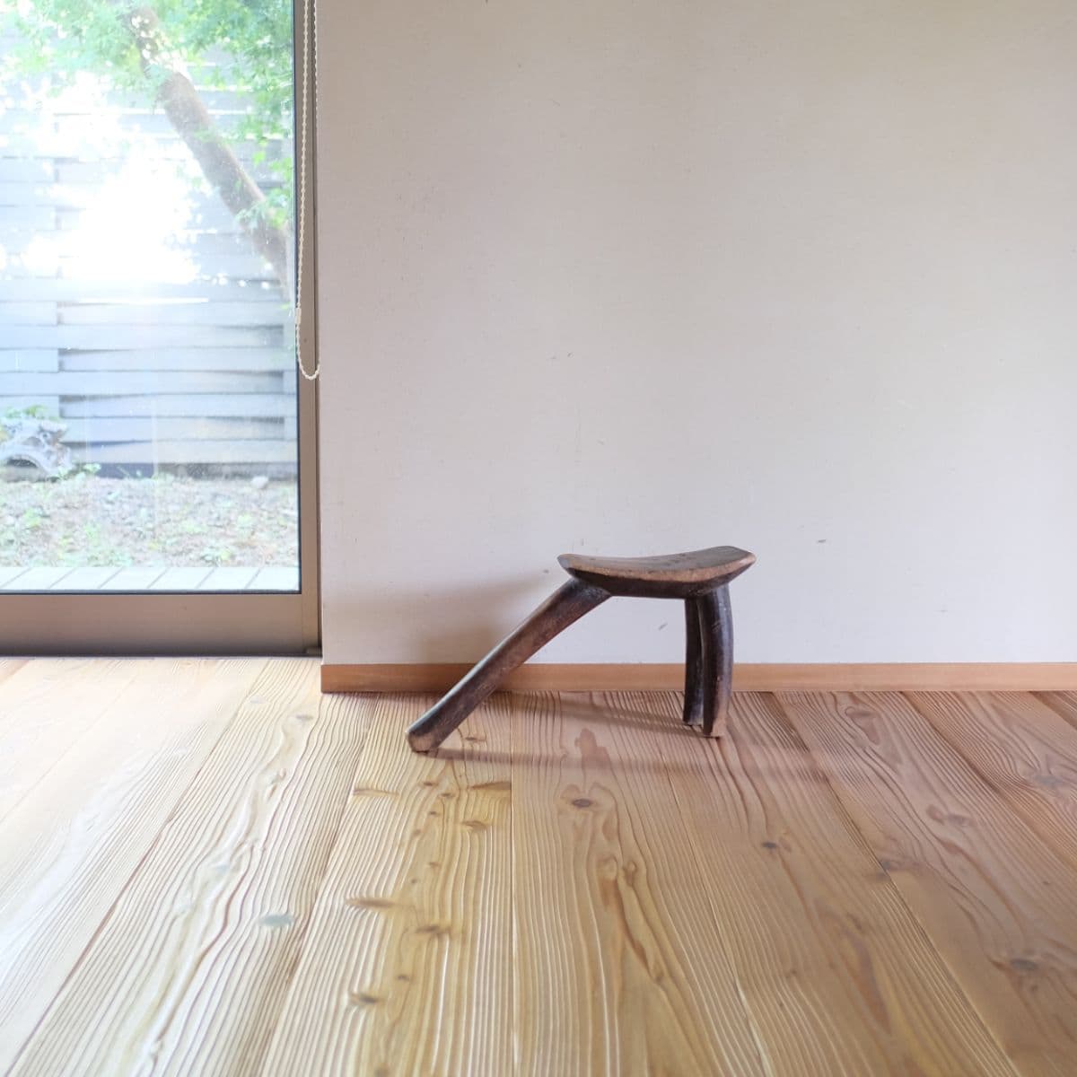 lobi stool